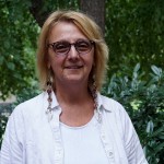 Linda Delenik headshot