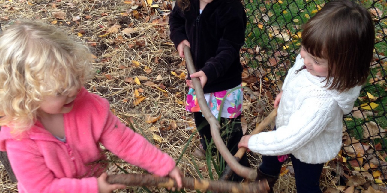 PIC Peanuts on the Nature Playground