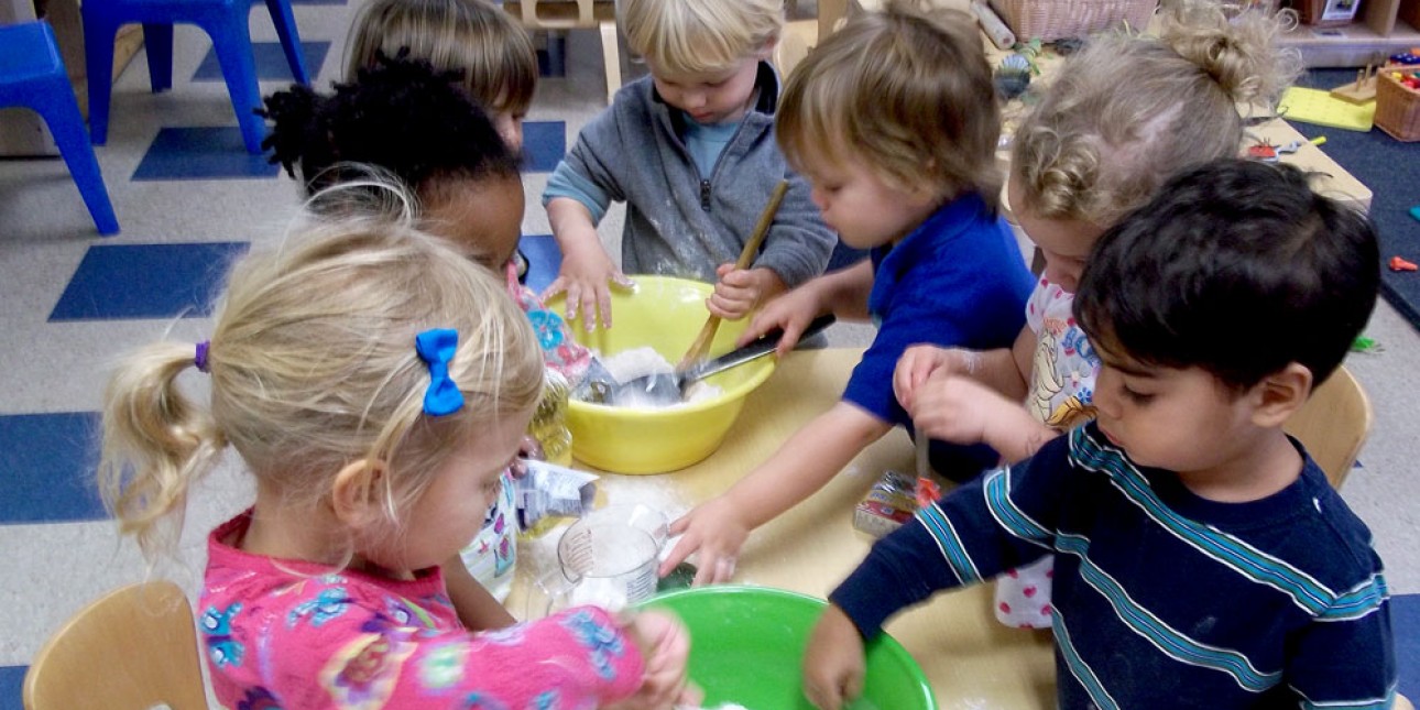 Rainbows bake together