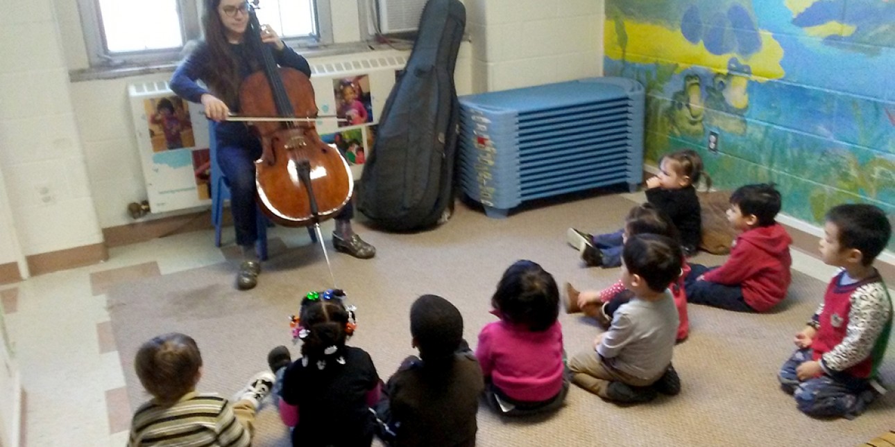 Parent participation in the Sunshine classroom